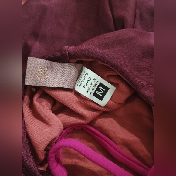 Maaji Colorblock One-Piece Swimsuit medium - Picture 4 of 4